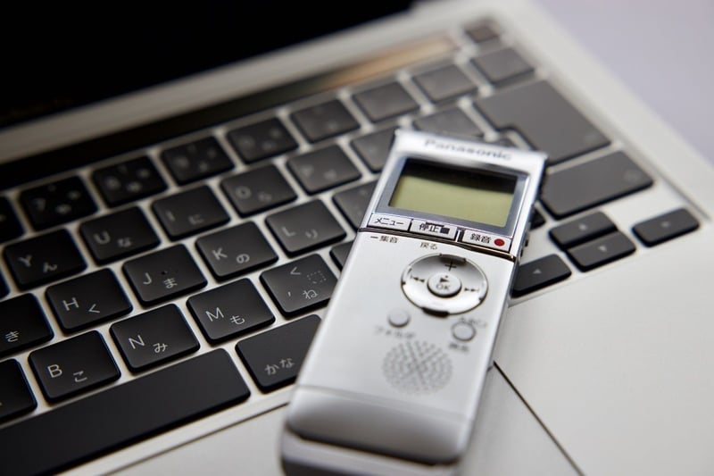 文字起こしとは