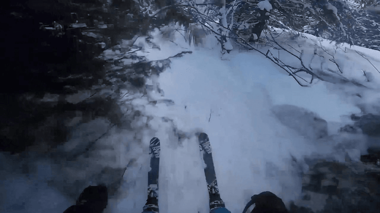 Snowboarding by motion blur